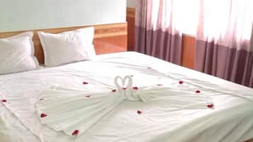 Minibar, in-room safe, desk, soundproofing