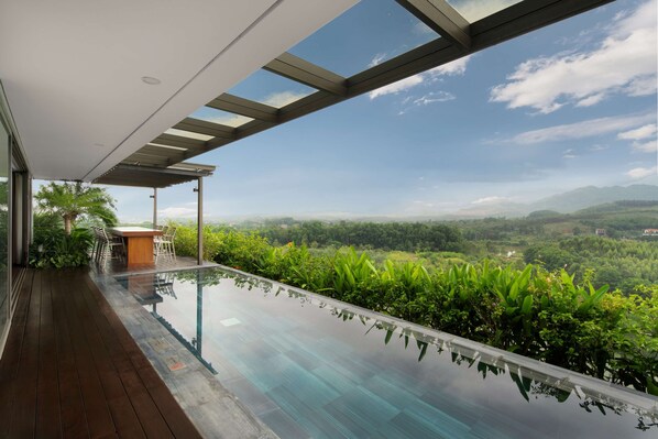 Presidential Sky Suite | Vista al jardín