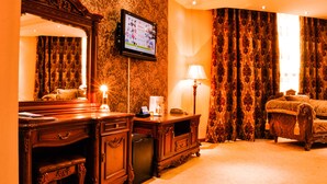 Deluxe Room, 1 Queen Bed | In-room safe, desk, iron/ironing board, cribs (free) - Gobi's Kelso (Ulaanbaatar)