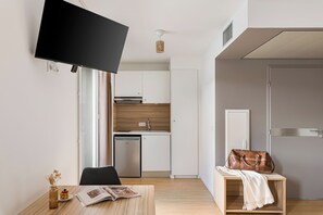Business-Studiosuite, 1 Queen-Bett, Nichtraucher, Kochnische | Eigene Küche
