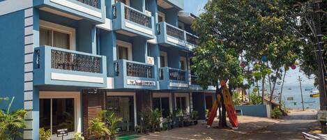 Mặt tiền nơi lưu trú