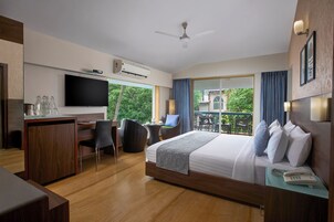 1 habitación, ropa de cama de alta calidad y escritorio 