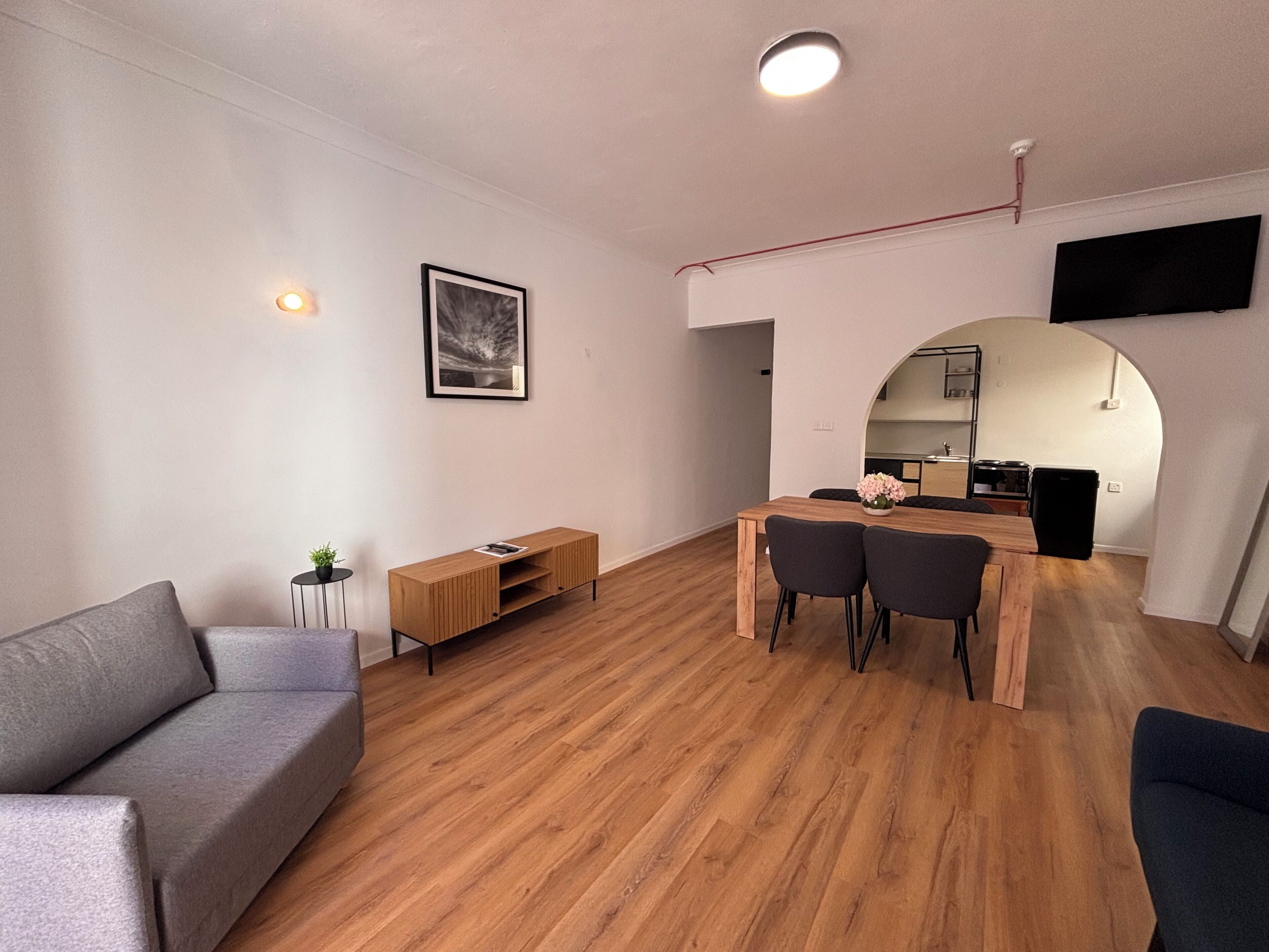 Desk, free WiFi, bed sheets