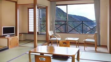 Nadeshiko-Top floor, 43SQM,Non Smoking | Premium bedding, down comforters, in-room safe, laptop workspace