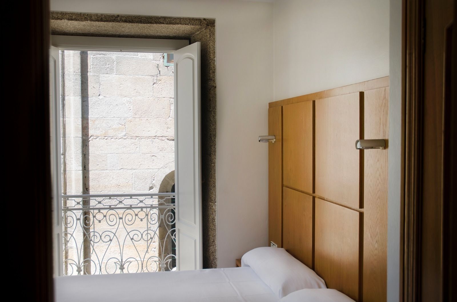 Habitación superior | Caja de seguridad en la habitación, escritorio y wifi gratis 