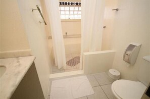 Bathroom - Pousada da Colina (Gramado)