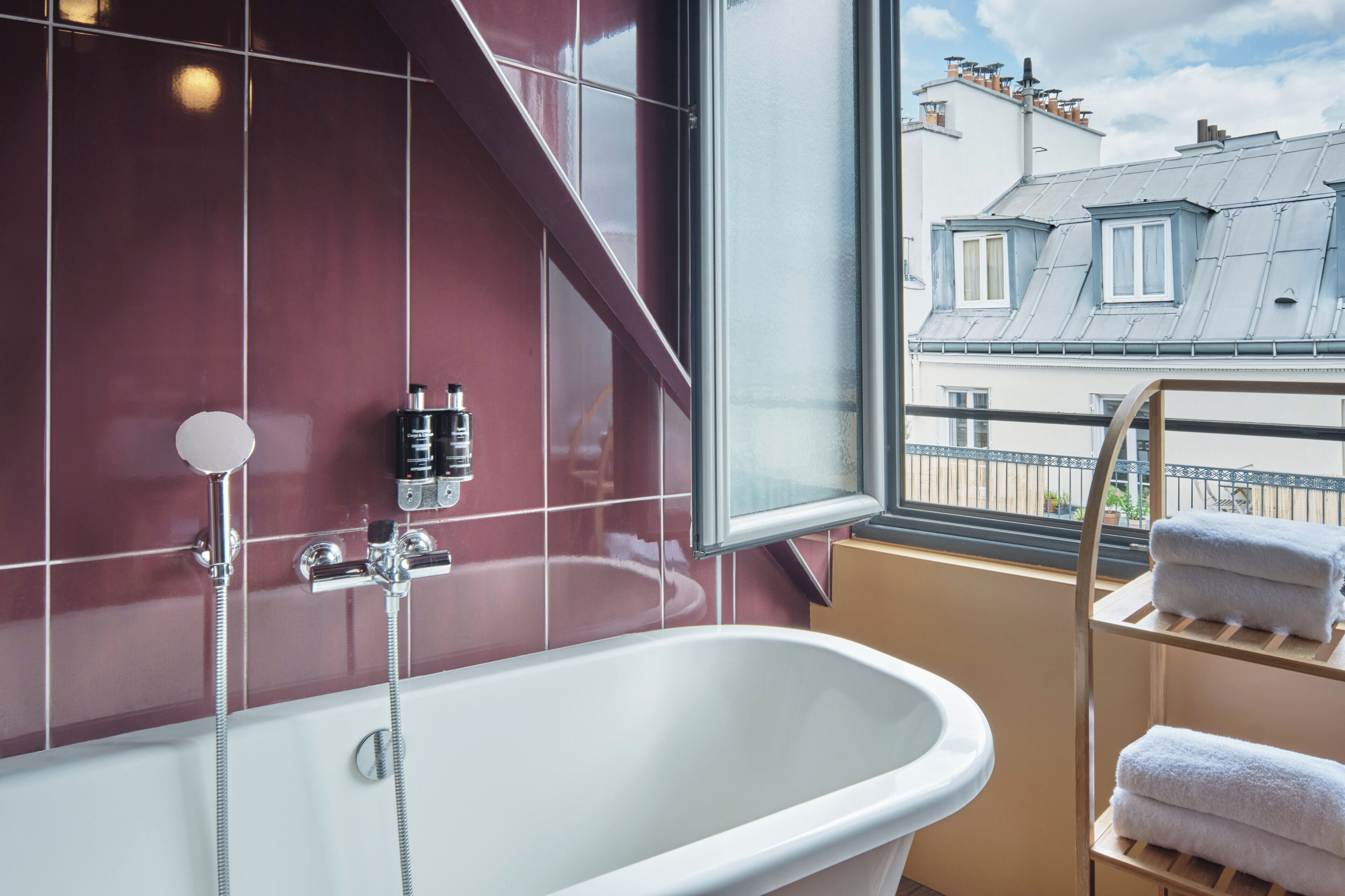 superior double room (josephine) | bathroom | shower, rainfall showerhead, free toiletries, hair dryer