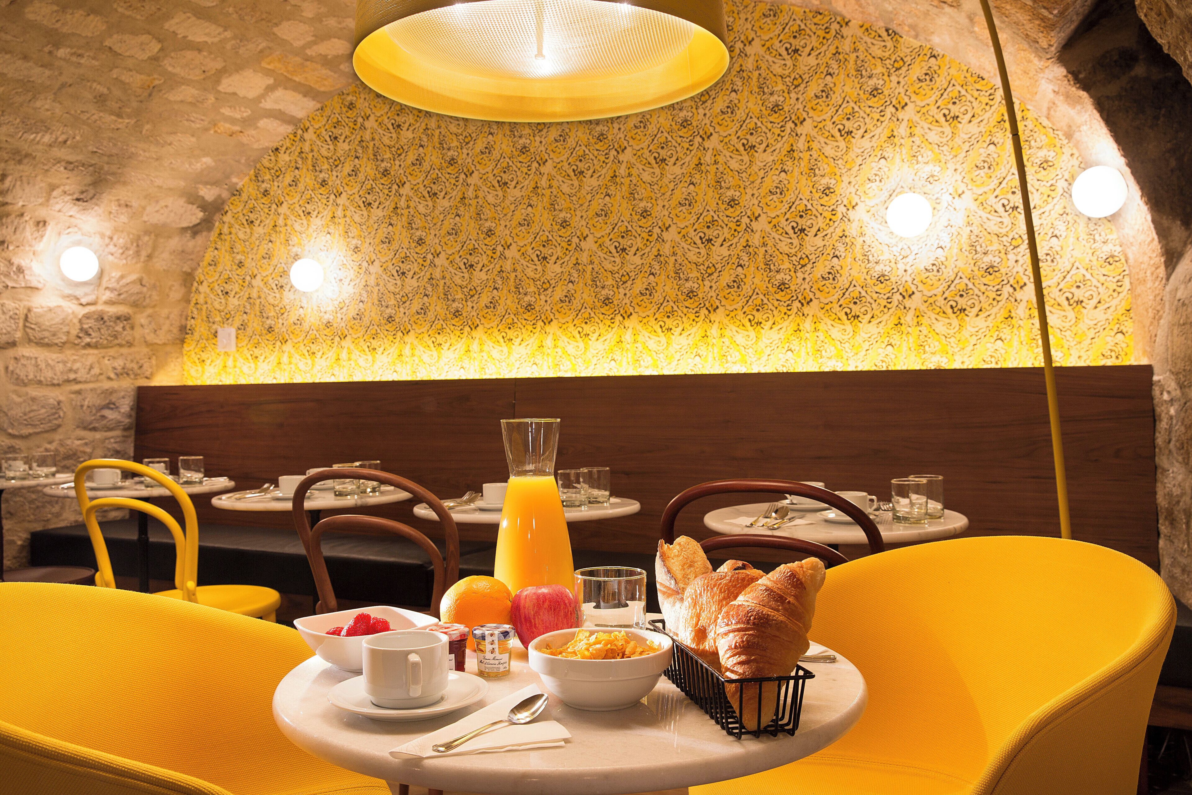 daily buffet breakfast (eur 14 per person)