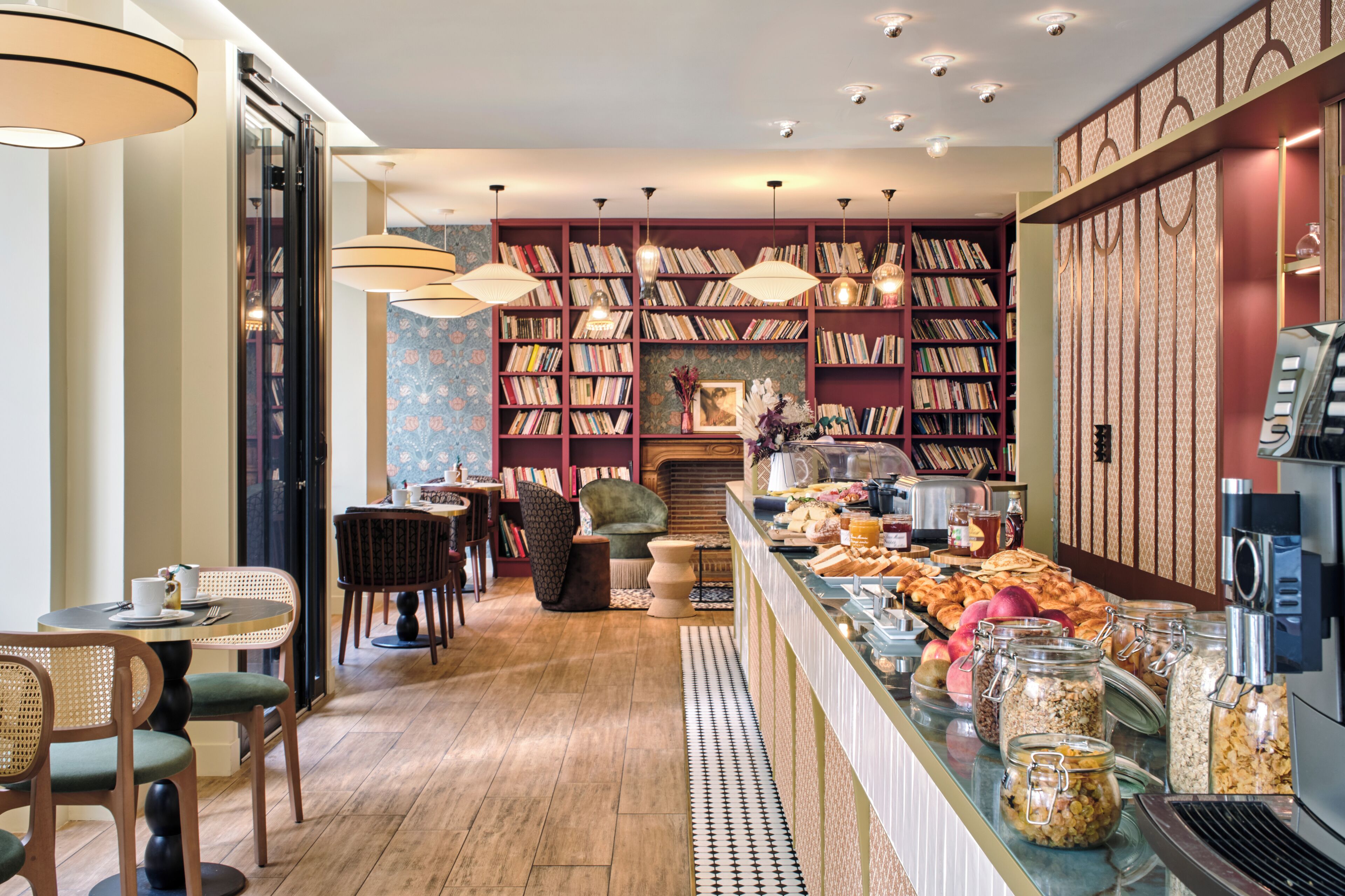 daily buffet breakfast (eur 14 per person)