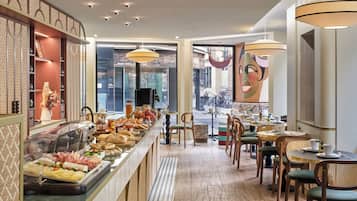 Daily buffet breakfast (EUR 14 per person)