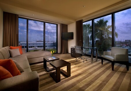 EB Hotel Miami - Image 1