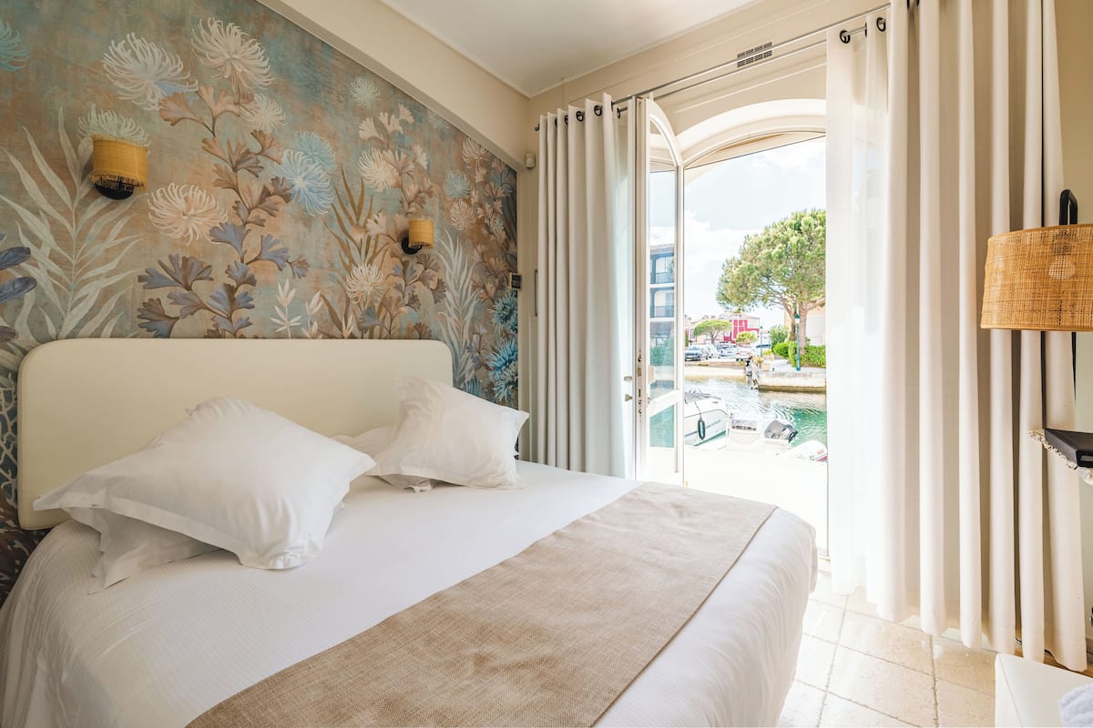 Room, Canal View, Ground Floor