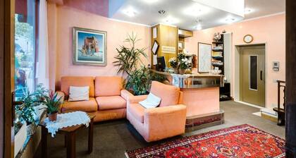 Hotel Meublé Moderno