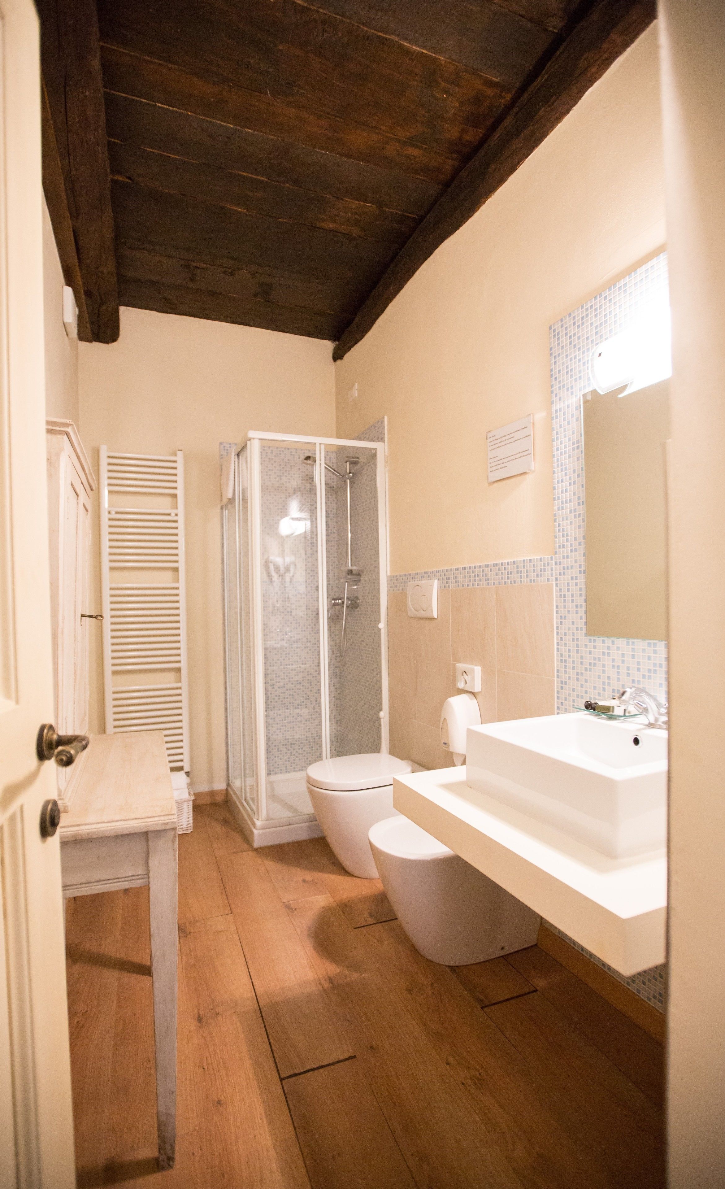 superior room | bathroom | shower, free toiletries, hair dryer, towels