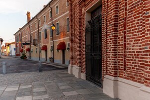 Aparcamiento sin asistencia gratuito