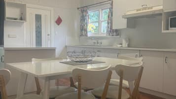 Family Cottage | Private kitchen