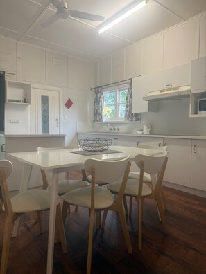 Family Cottage | Private kitchen