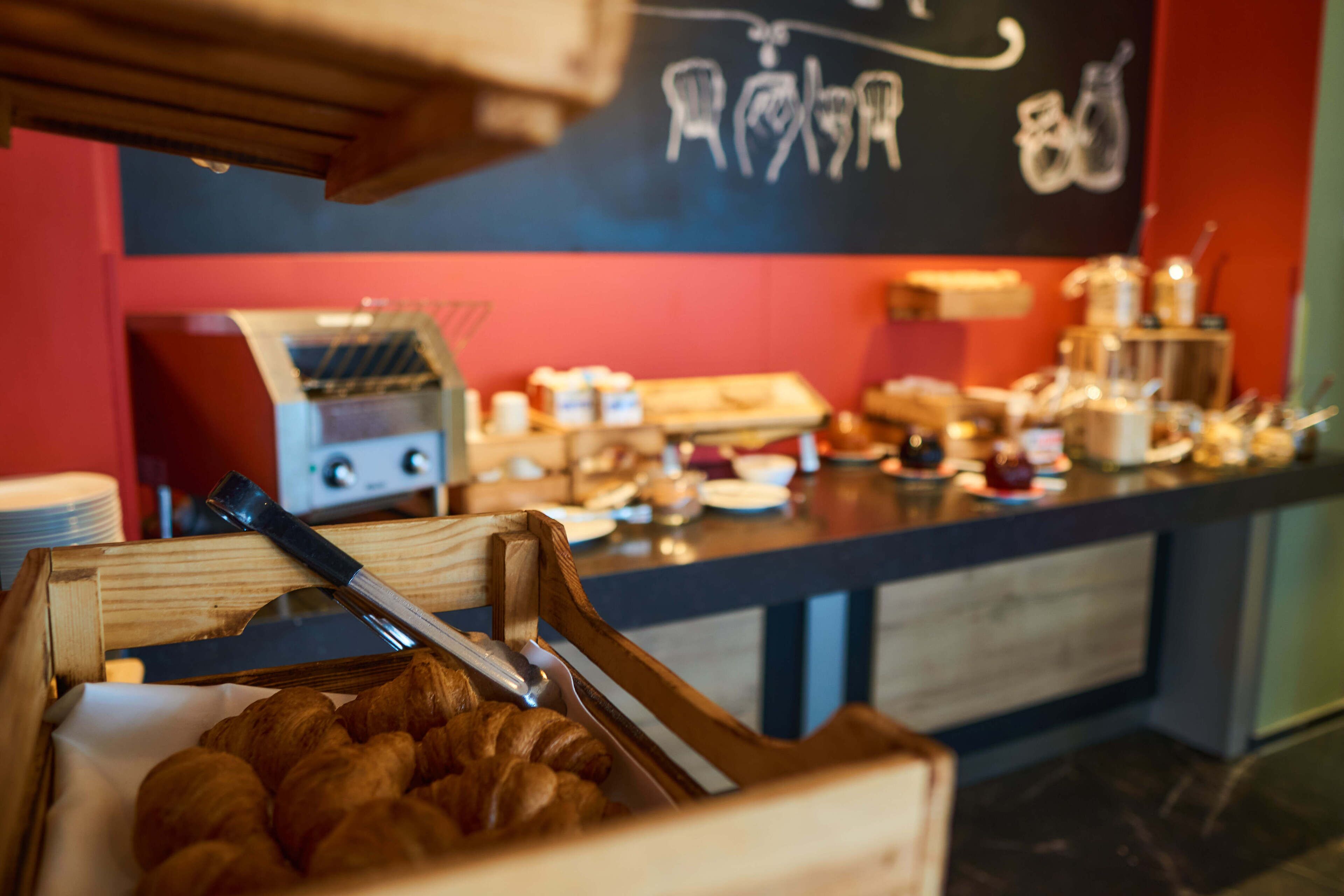 daily buffet breakfast (eur 15.00 per person)