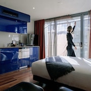 Salamanca Wharf Hotel