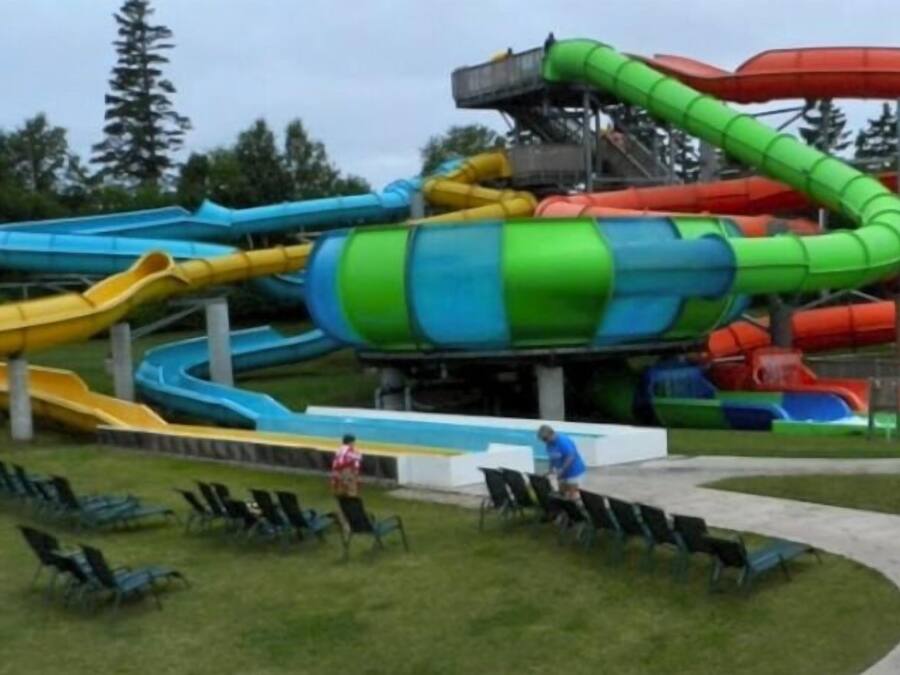 Children’s play area – outdoor