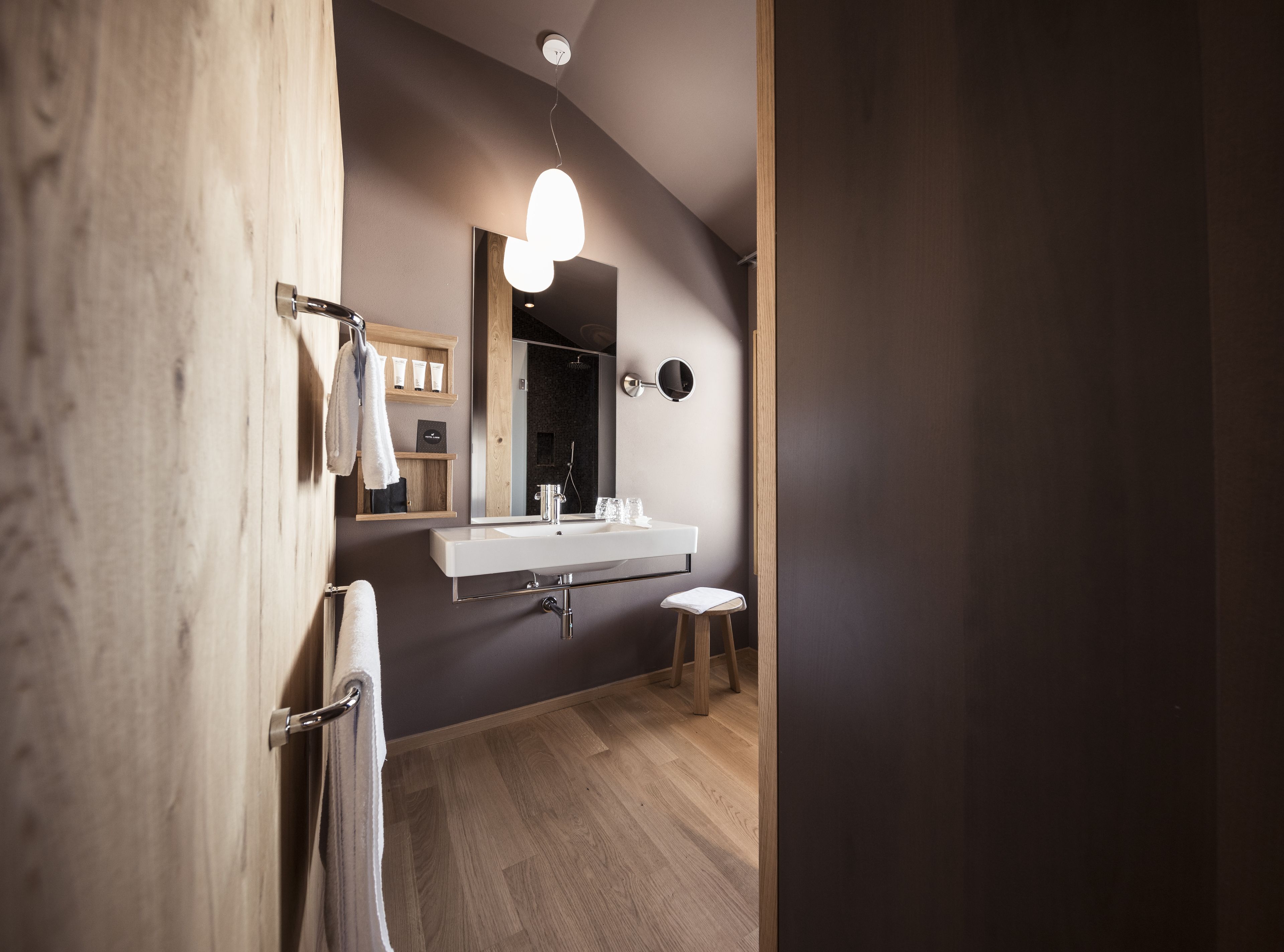 room (mountain classic) | bathroom | shower, rainfall showerhead, free toiletries, hair dryer