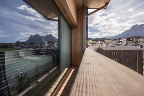 Zimmer (Mountain Living) | Ausblick vom Zimmer