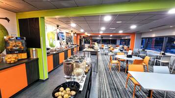 Free daily buffet breakfast