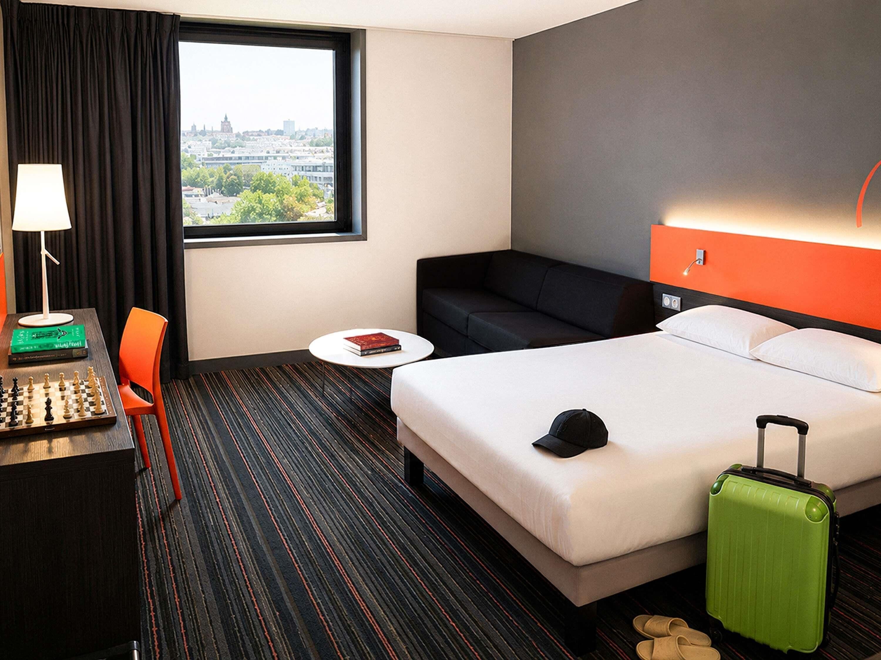 Standard Suite, 1 Double Bed with Sofa bed