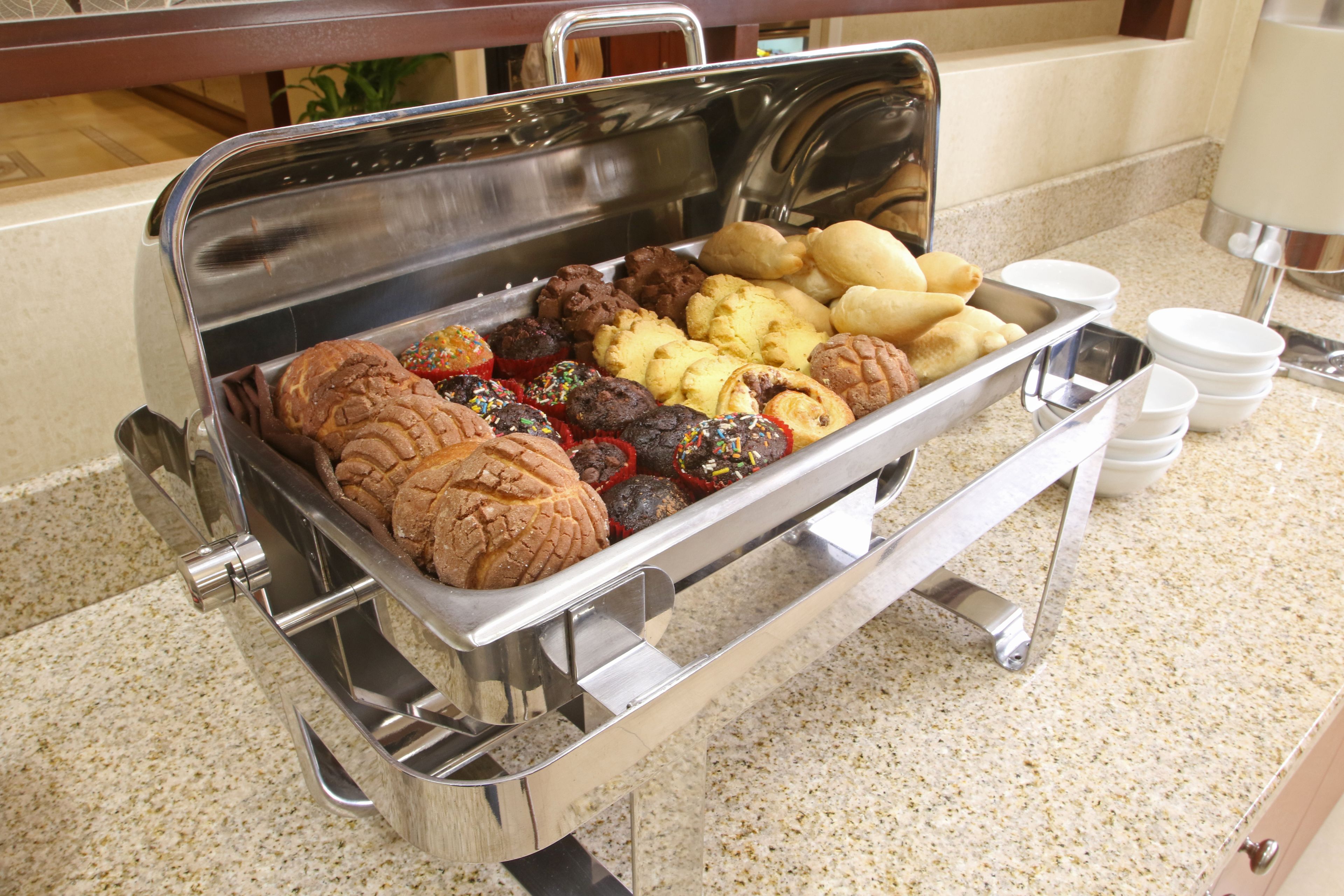 Desayuno completo incluido todos los días 