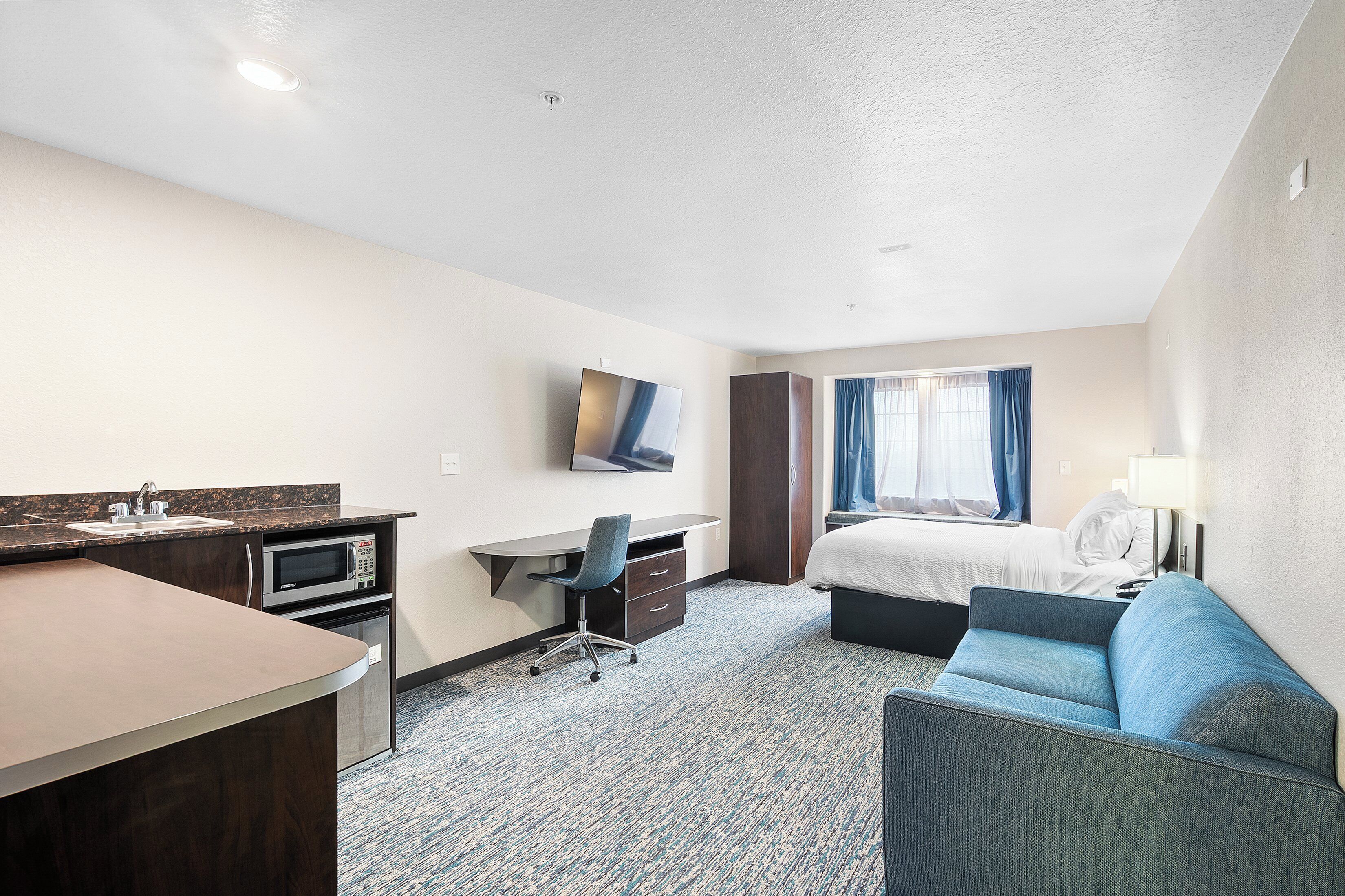 In-room safe, individually decorated, individually furnished, desk