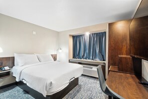 In-room safe, individually decorated, individually furnished, desk