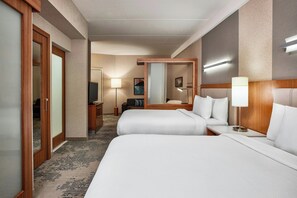 Hypo-allergenic bedding, pillow-top beds, in-room safe, desk - SpringHill Suites by Marriott Deadwood (Deadwood)
