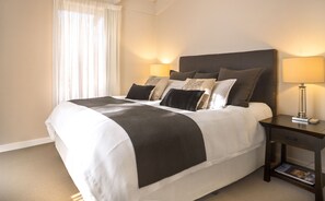 Villa, 5 habitaciones | 5 habitaciones, edredón y camas Select Comfort 