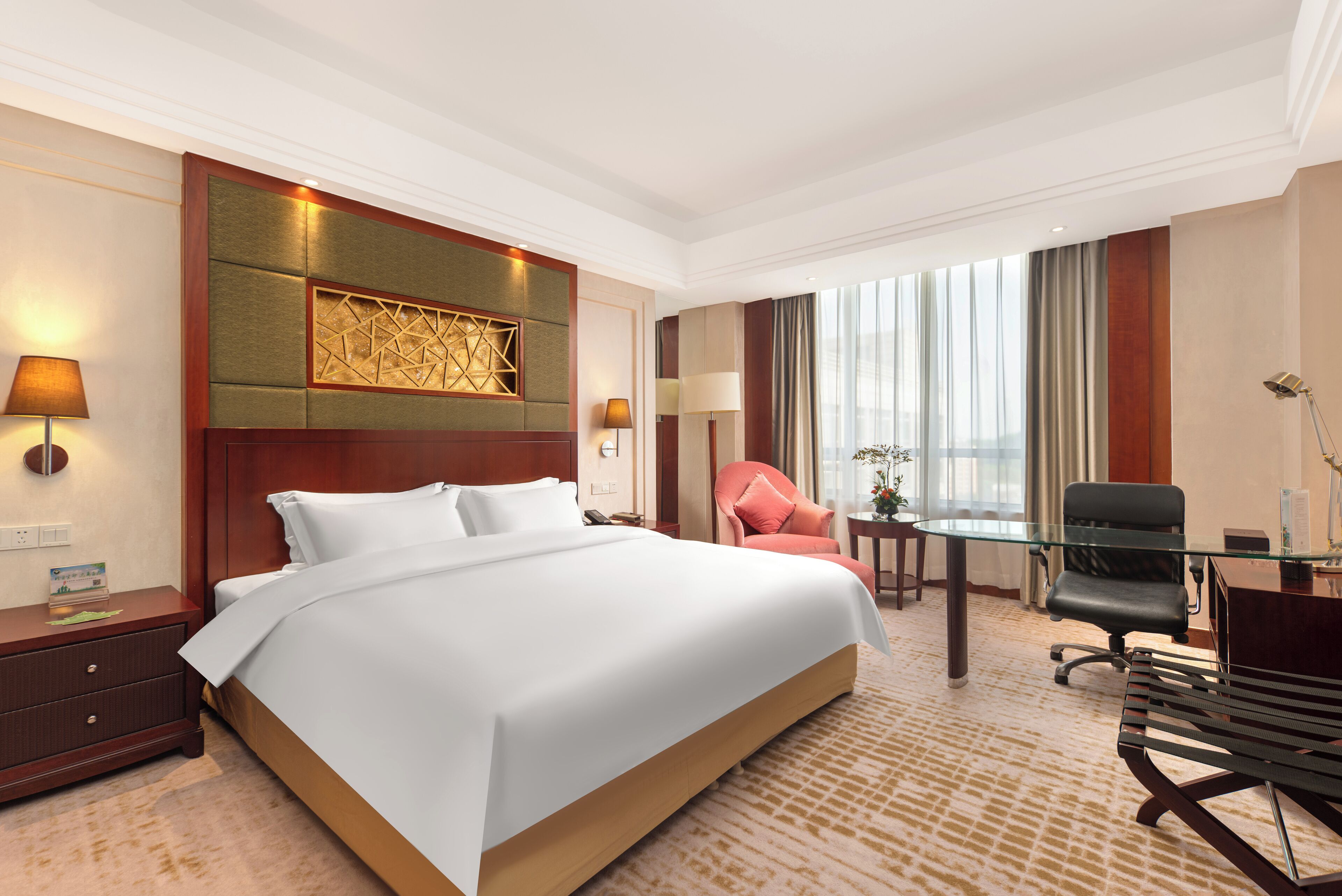 minibar, iron/ironing board, rollaway beds, free wifi