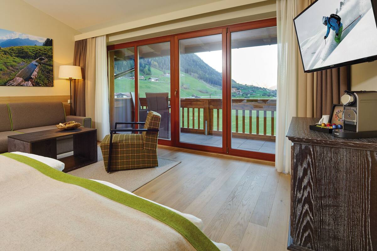 junior suite, balcony, mountain view | 1 bedroom, premium bedding, pillow-top beds, minibar
