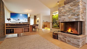 1 bedroom, premium bedding, pillow-top beds, minibar