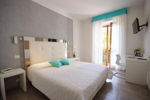 Coffres-forts dans les chambres, bureau, lits bébé (gratuits)