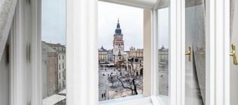 Venetian House Market Square Aparthotel