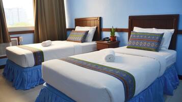 Deluxe Twin Room | Desk, free WiFi, wheelchair access