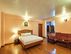 Fer et planche à repasser, Wi-Fi gratuit, draps fournis