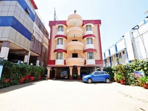 Exterior - Hotel Blue Bird (Ootacamund)