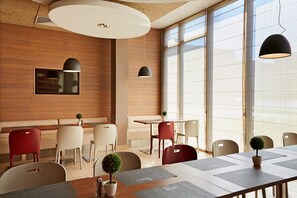 Daily buffet breakfast for a fee - Hotel Campanile Bydgoszcz (Bydgoszcz)