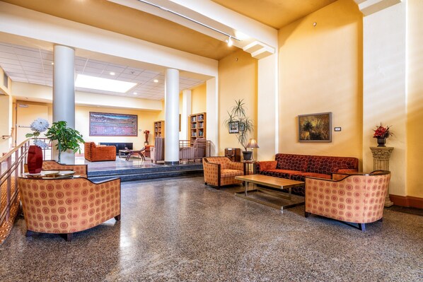 Lobby - Murray Hotel (Silver City)