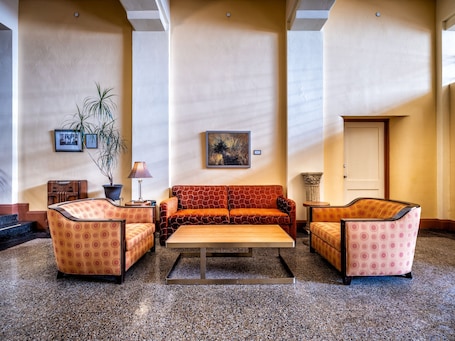 Sala de estar en el lobby