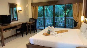 Superior Double Room, 1 King Bed, Non Smoking, Pool View | Frette Italian sheets, premium bedding, pillowtop beds, in-room safe - Ratana Hill Patong (Patong)