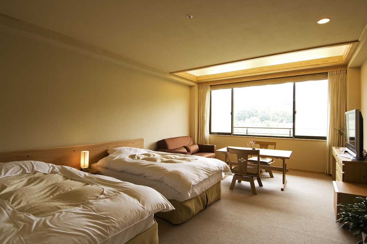 in-room safe, free wifi