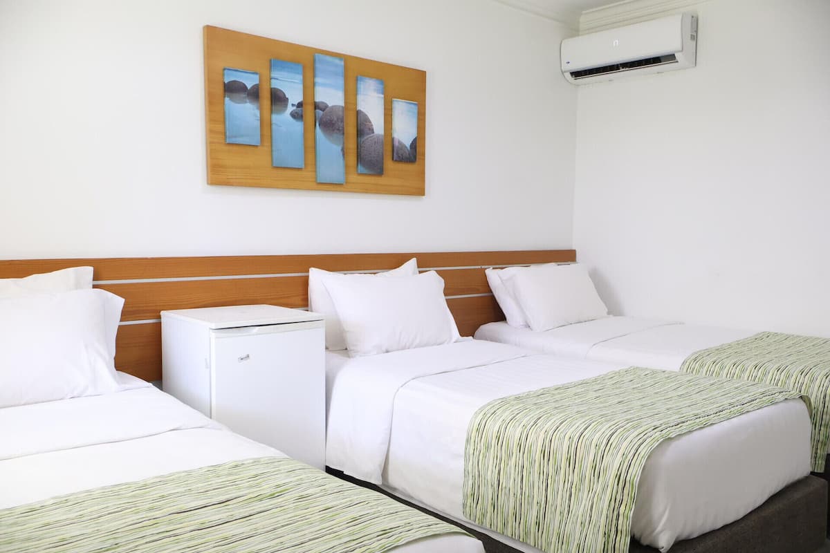 Premium bedding, in-room safe, desk, iron/ironing board
