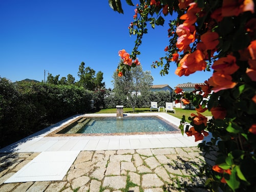 Limone Beach Resort