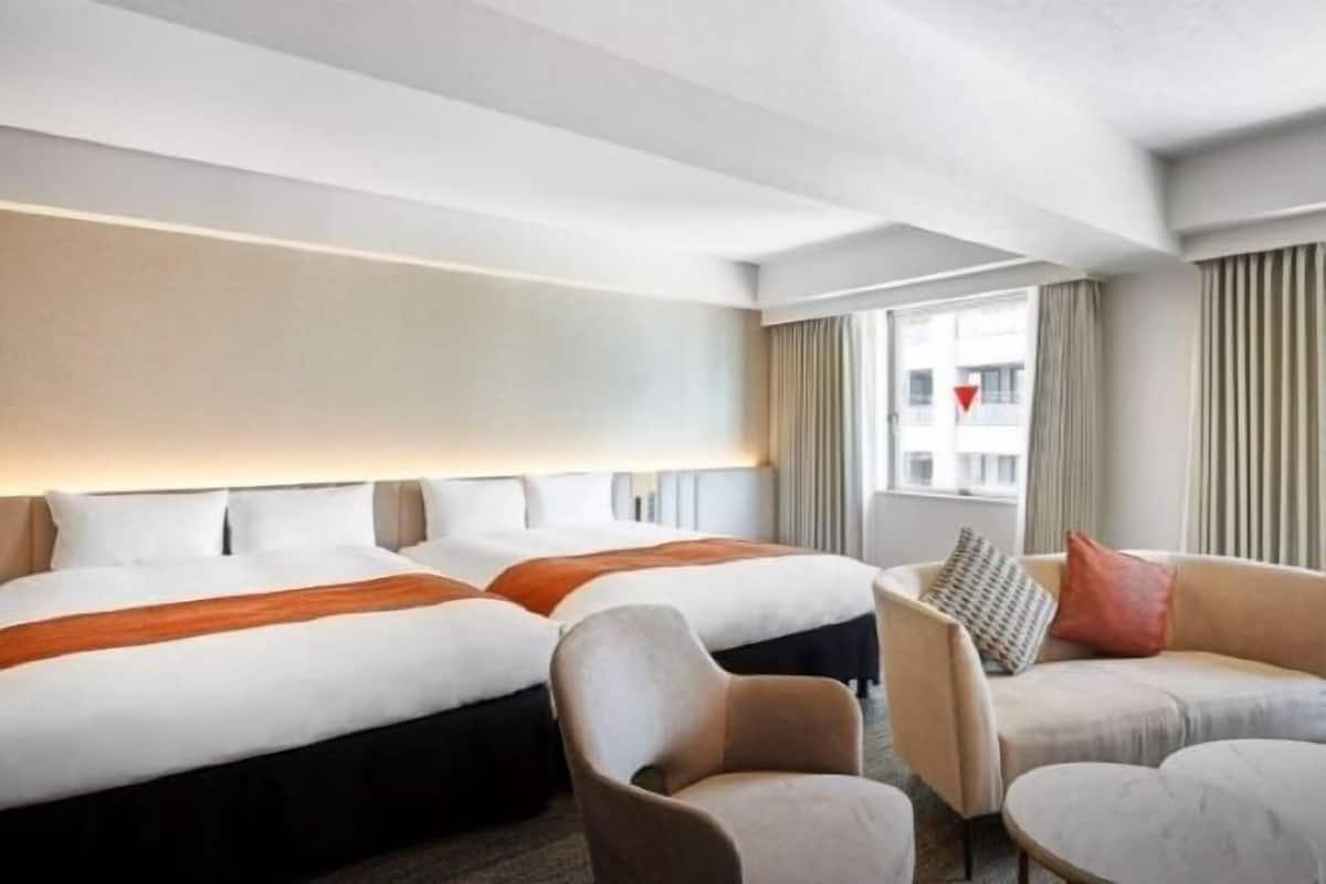 Desk, blackout curtains, free WiFi, bed sheets