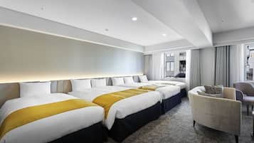 Desk, blackout drapes, free WiFi, bed sheets